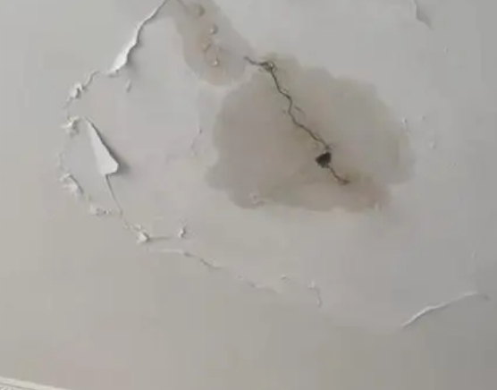 省直辖县阳台漏水维修公司分享下屋面防水工程质量问题原因分析